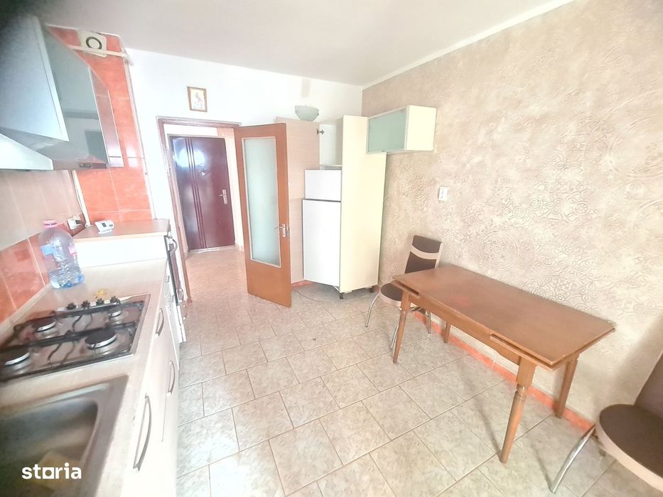 Apartament 2 camere, bloc 1993, Banca Nationala-Bacau