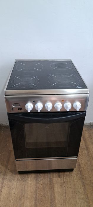 Плита стекло керамика Indesit