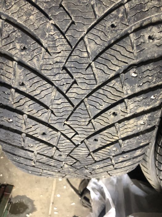 Продам комплект 285/60/18