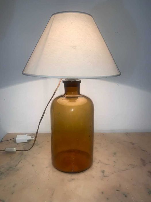 Veoza electrica din sticla decor