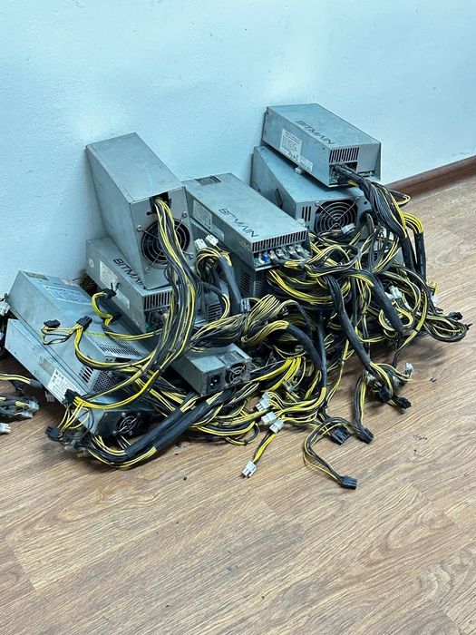 Блоки питание Bitmain