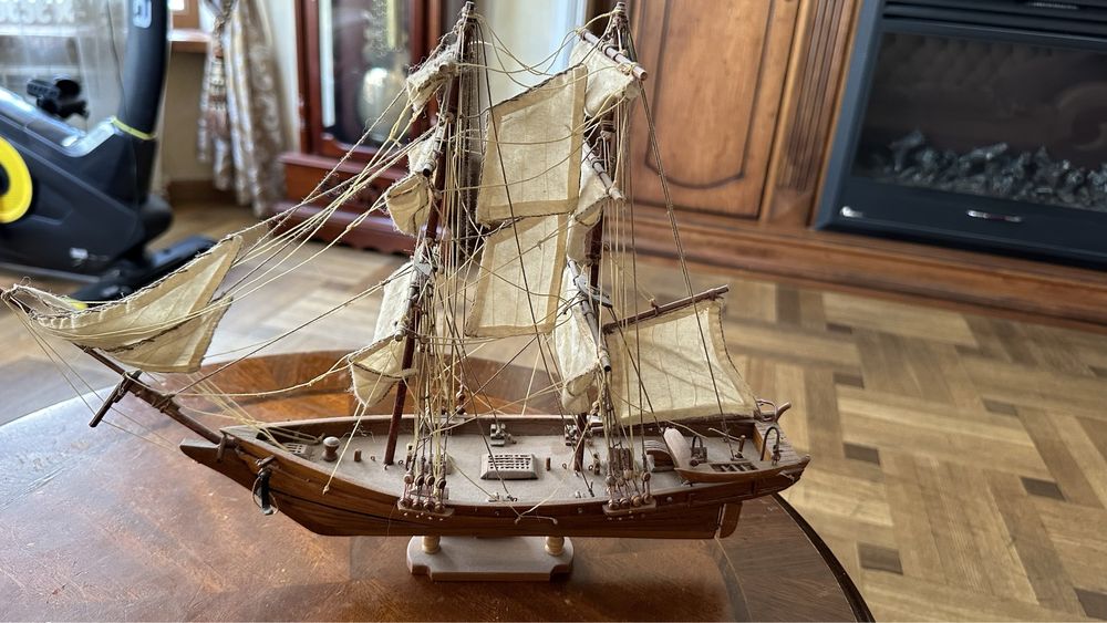 Кораблик ручной работы . Малазия