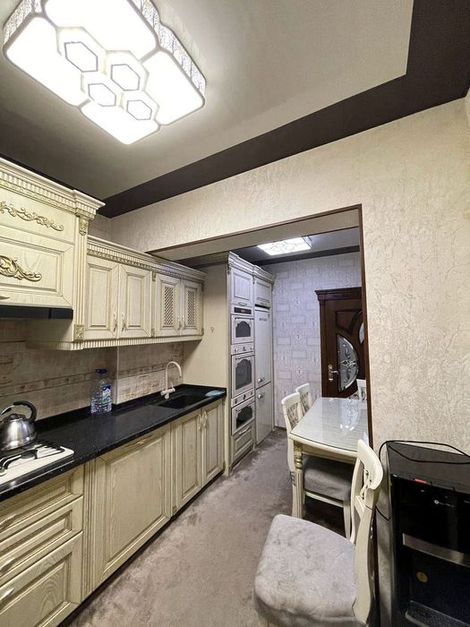 Sergeli Yangi hayot Simma Hoteldan o'tganda 5 metro oldida