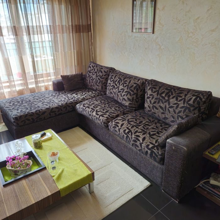 Голям ъглов диван - тапицерия от плат