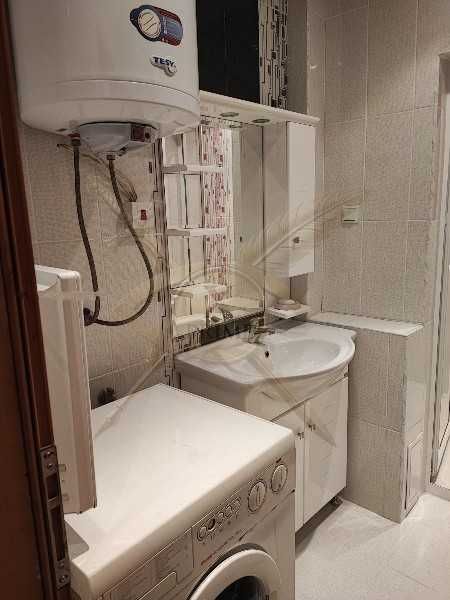 Тристаен апартамент в Колхозен Пазар! 21697162