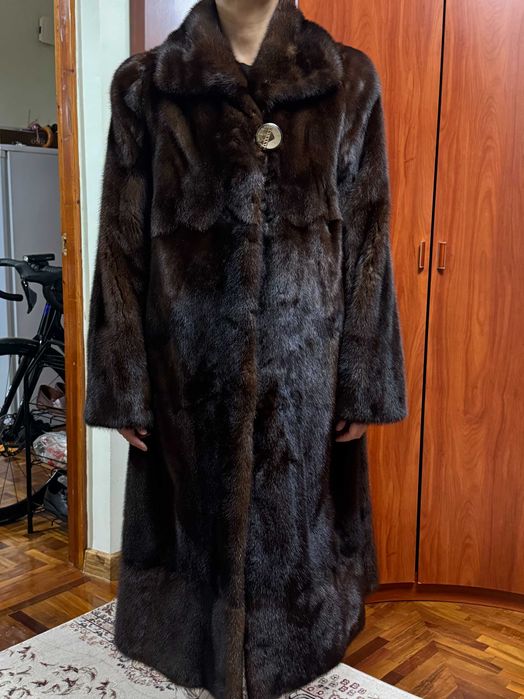 Продается Натуральная Шуба