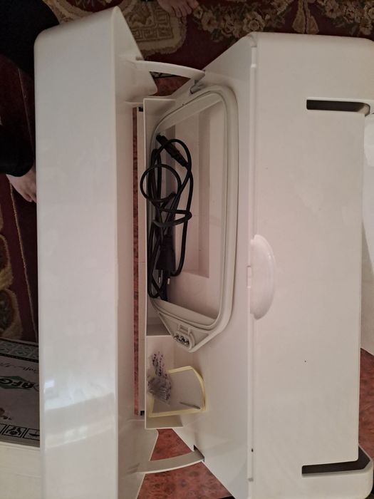 Yangi Janome 370E DX