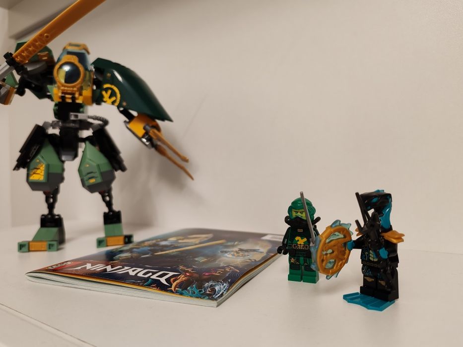 Lego Ninjago Robotul Hirdo al lui Lloyd