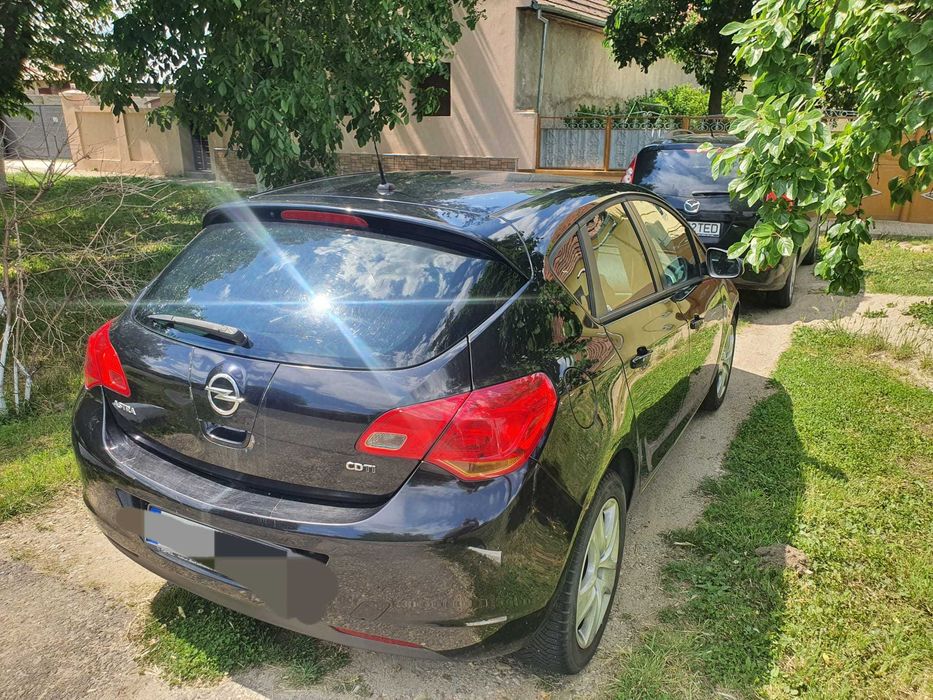 OPEL Astra 2011 — imagine 4