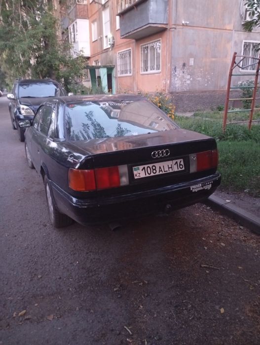 Продам Ауди 100 с4