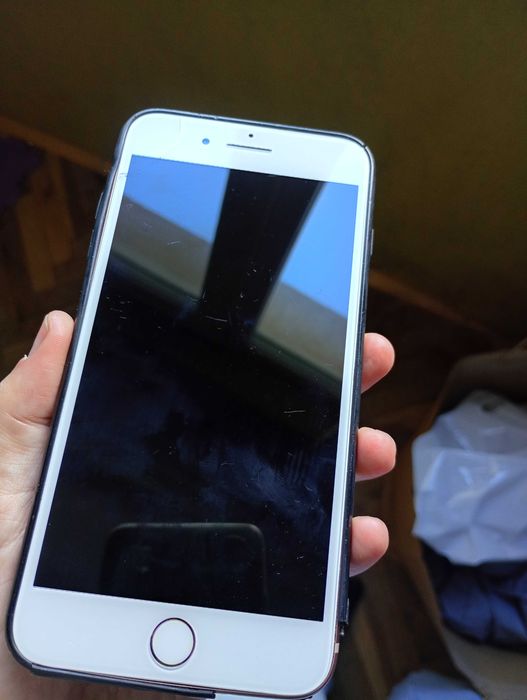 Iphone 8 plus  na chasti