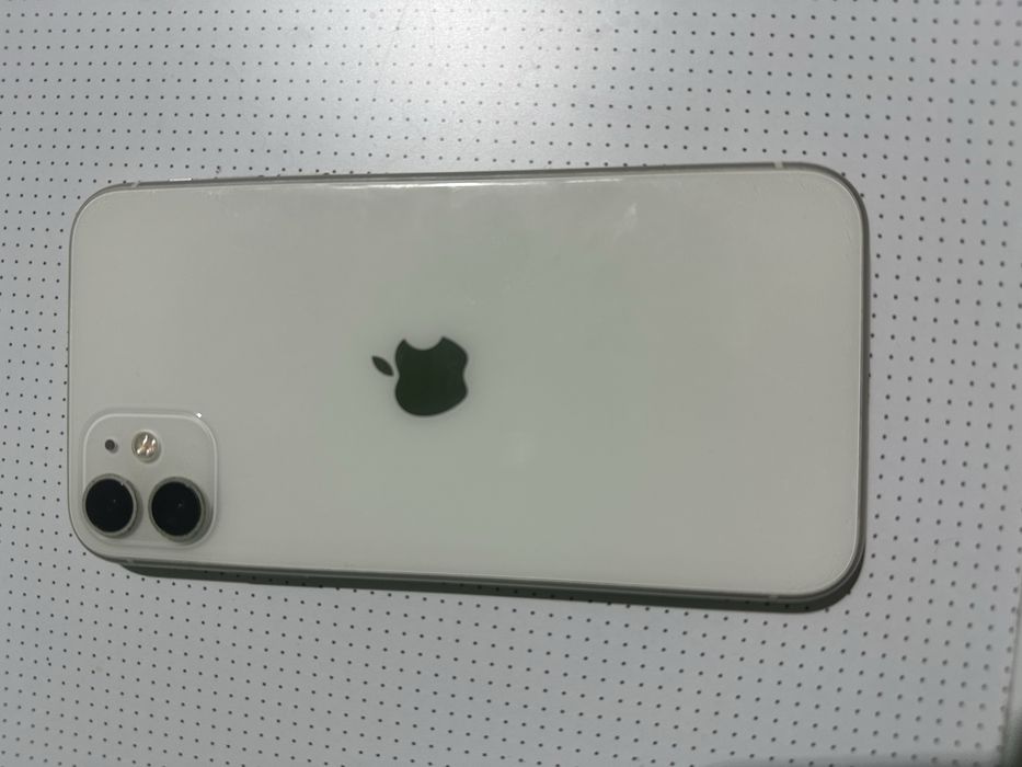 Iphone 11 сотилади ёки алмаштирамиз айфон 13 га