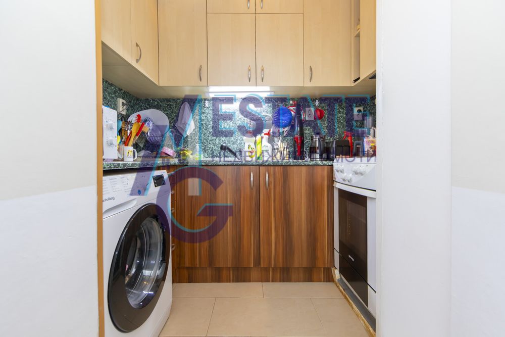 Продава се Тристаен апартамент в София, Овча купел - 124 кв.м за 1896 €/кв.м - Снимка #2