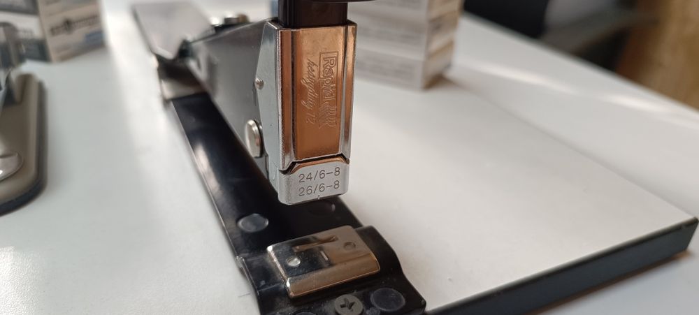 Степлер профессиональный