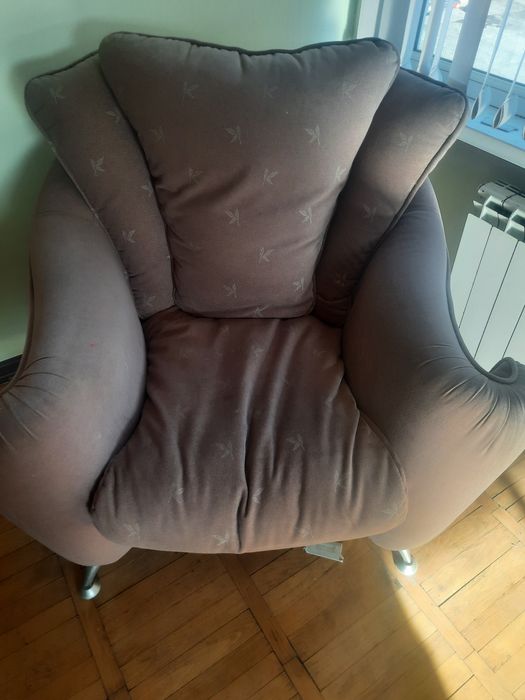 Продам мягкий уголок .