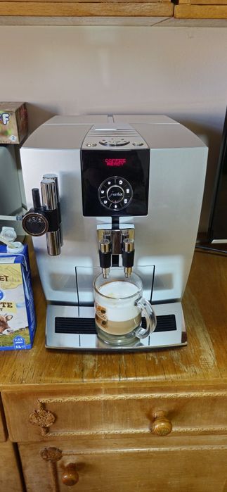 Espressor cafea  automat Jura Impressa J 9.2