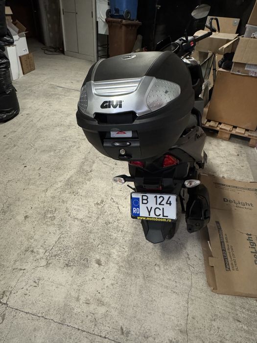 Scuter Suzuki Avenis 125