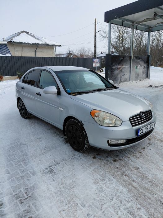 Hyundai Accent  3