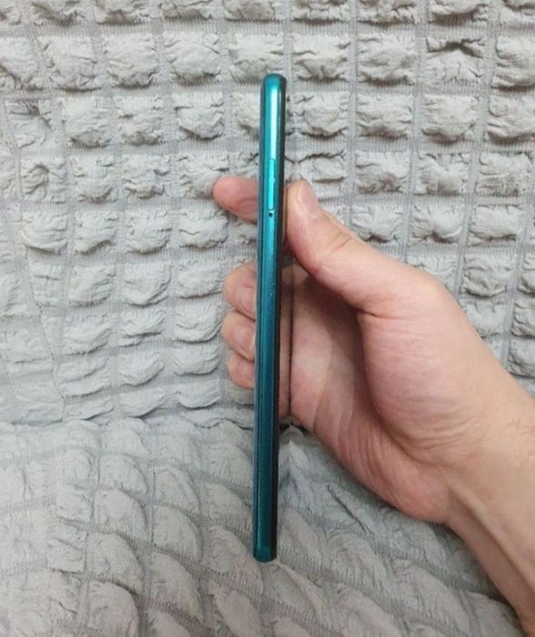 Srochna sotiladi Xiaomi Redmi Note 9 Pro 6/64Gb Orginal igravoy
