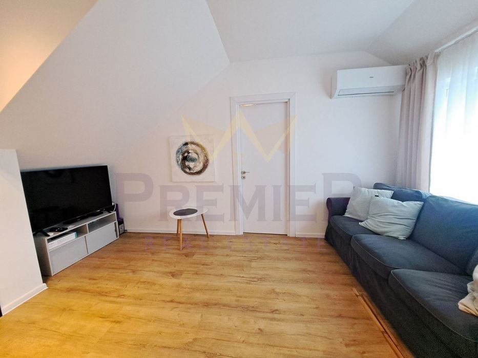 Дава се под наем Двустаен апартамент в Варна, Колхозен пазар - 55 кв.м за 433.5 € - Снимка #3