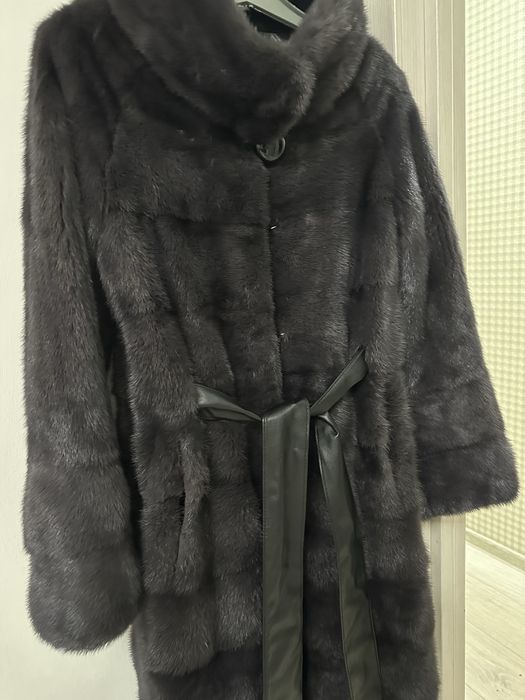 Продам норковую шубу