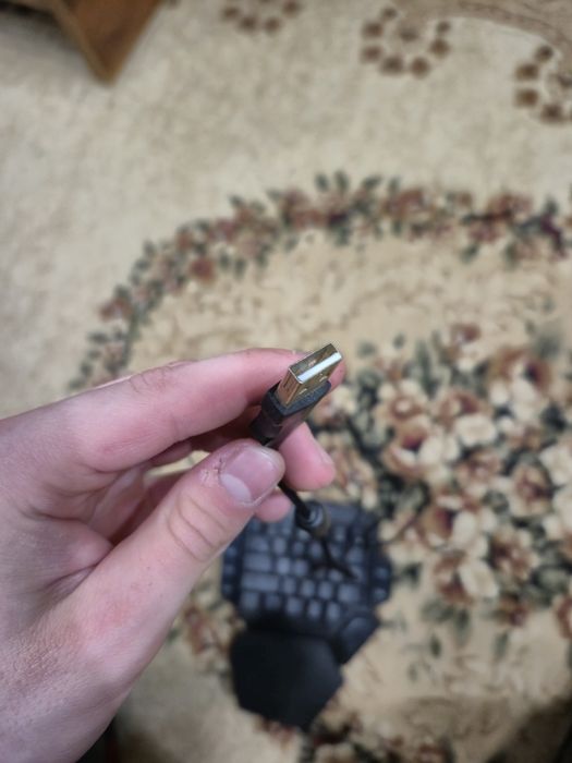 Продам Клавиатуру Игровая (мини)