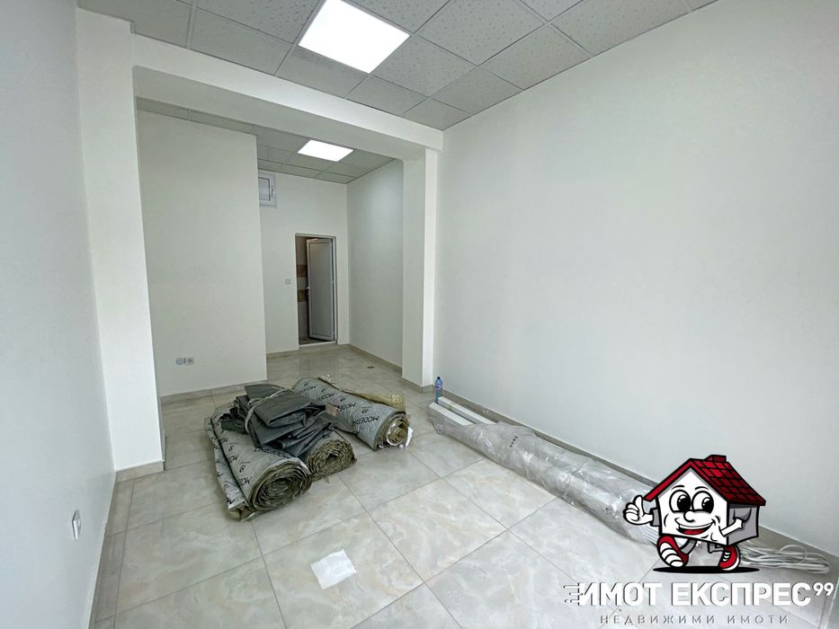 Дава се под наем Магазин в Асеновград - 27 кв.м за 199.41 € - Снимка #3