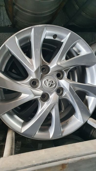 Jante Aliaj Toyota R16
