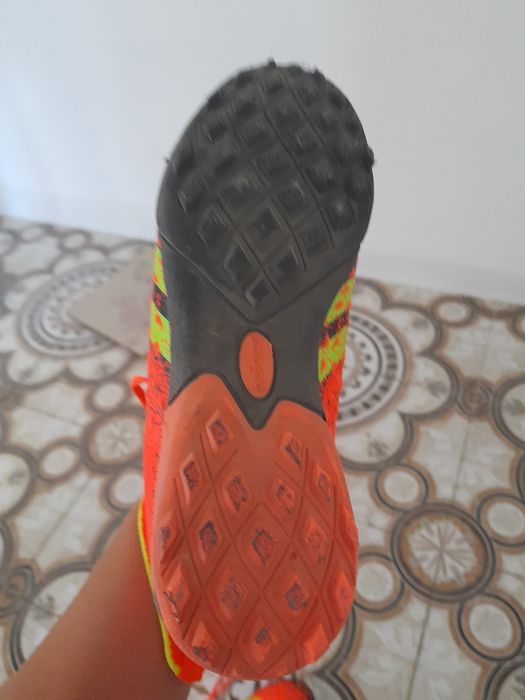 Продаётся сороконожки для футбола