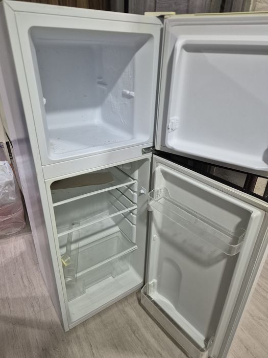 Холодильни Dausher