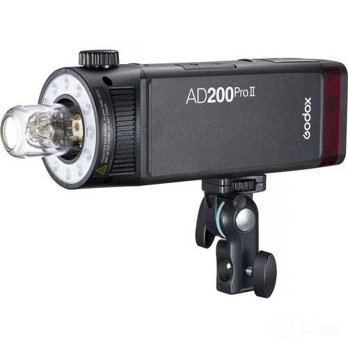 Godox AD200Pro II. Гарантия, 12 месяцев с момента покупки.