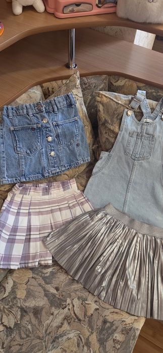 Продам вещи на девочку 3-4 года