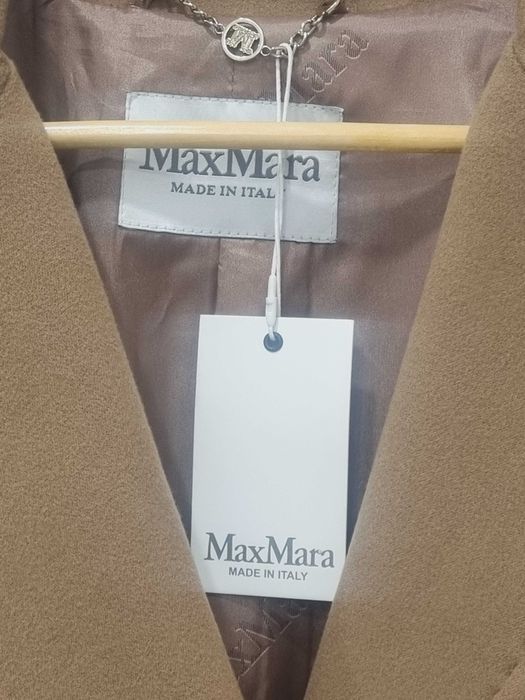 Шикарное новое пальто Max Mara