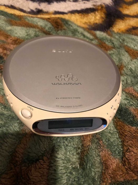 Sony CD Walkman D-EJ360