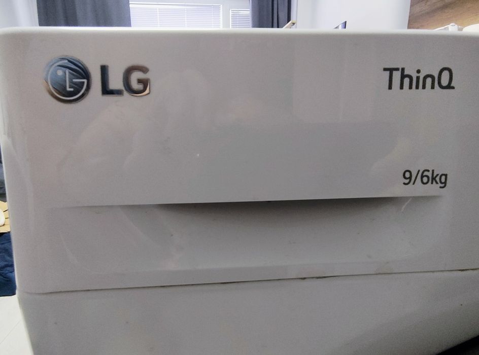Пералня със сушилня LG ThinQ - ЗА ЧАСТИ