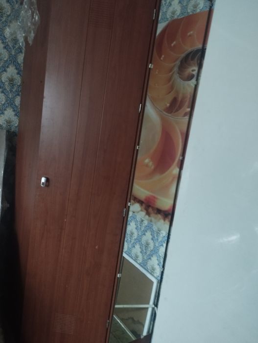 Продам шкафы угловой купе