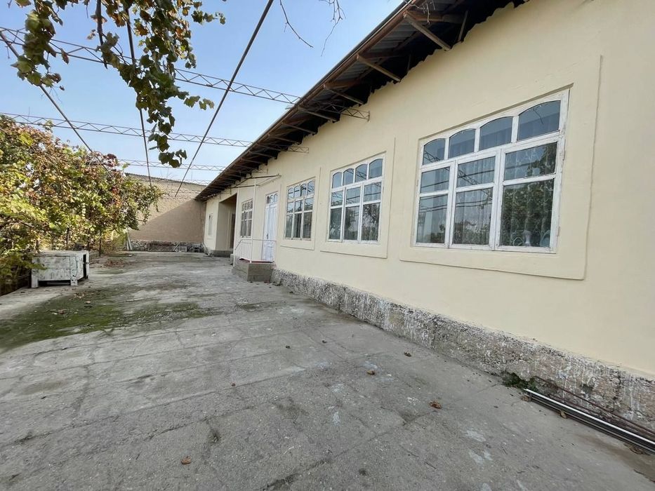 Bunyodkor ko'chasida 10 sotixli Xovli sotiladi