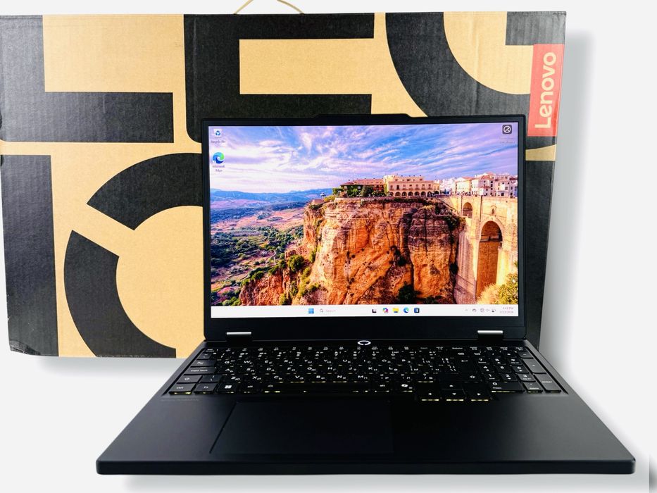 Lenovo Legion 5 15" OLED 165Hz i7-13650HX 32RAM 1TB SSD RTX 5060