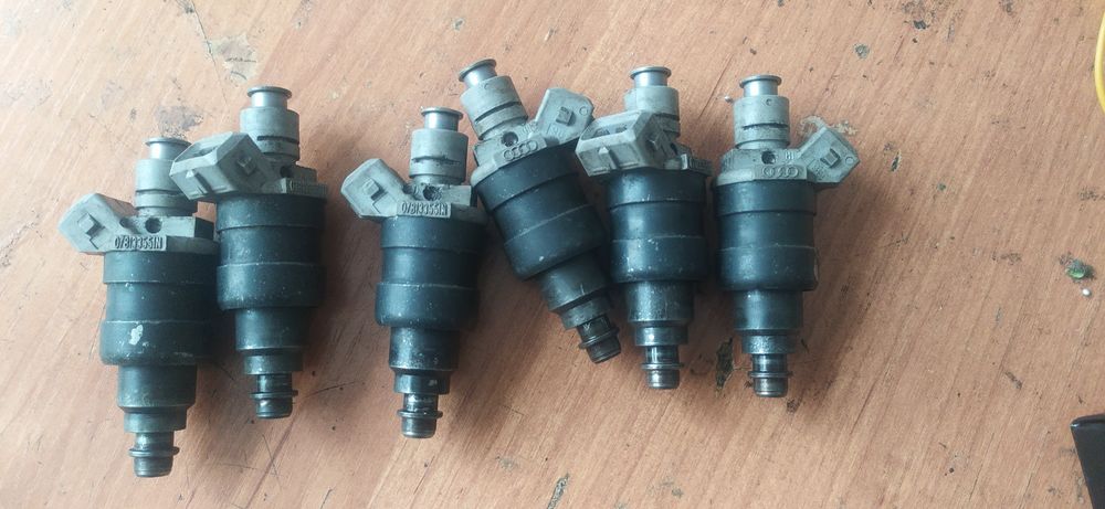 Бензиновые форсунки Audi .