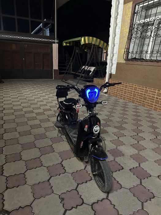 Электроскутер SK8 500vat