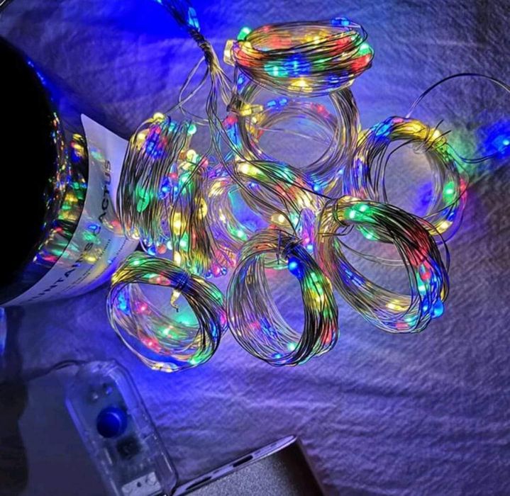 Ghirlanda multicoloră luminoasă cu telecomandă