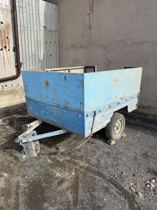 Прицеп легковой советский поднимает 1 тонну