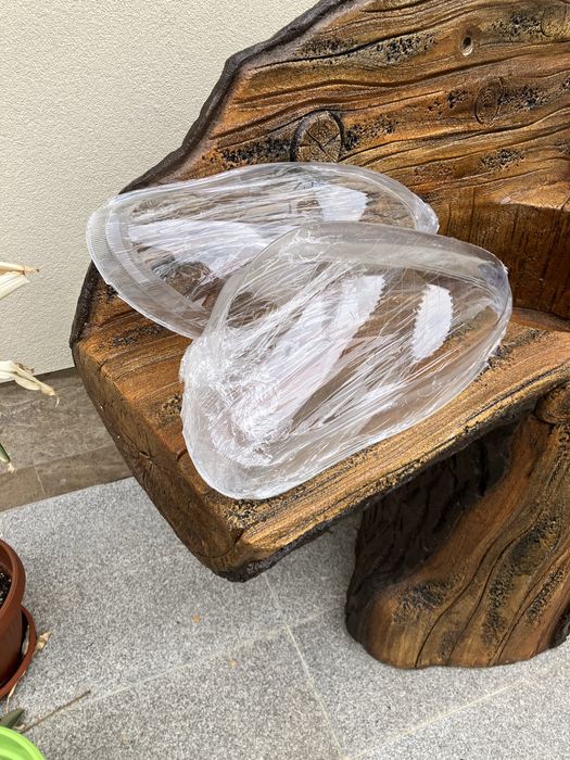 Стъкла на фарове за мерцедес w220