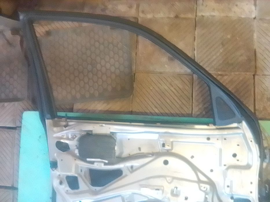 Mercedes E220 на части