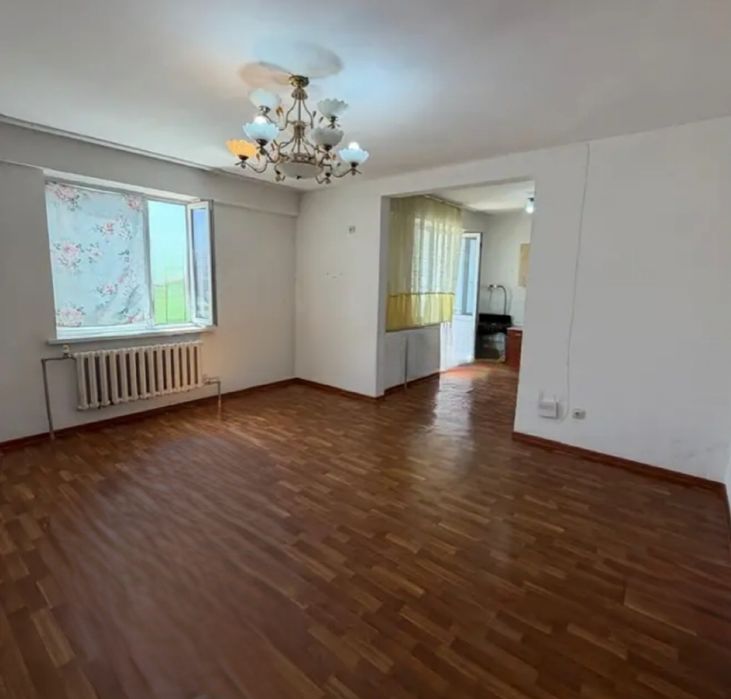 продам 2-х ком. 68кв. 8мкр. 3-этаж