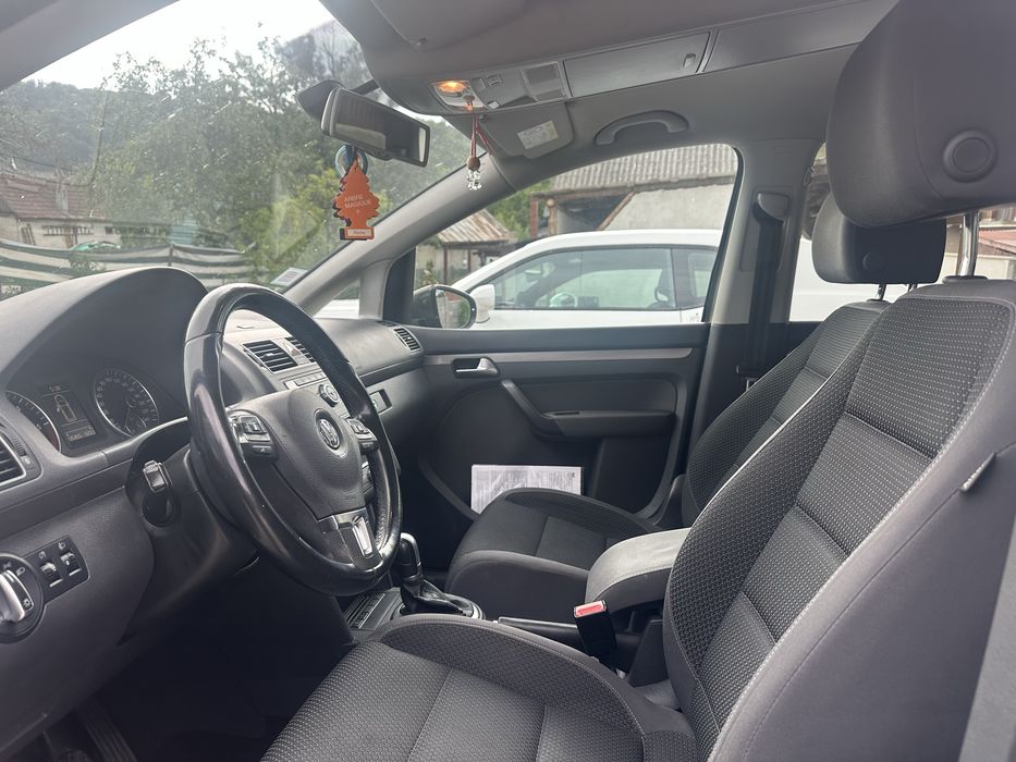 VOLKSWAGEN Touran 2015 — imagine 2