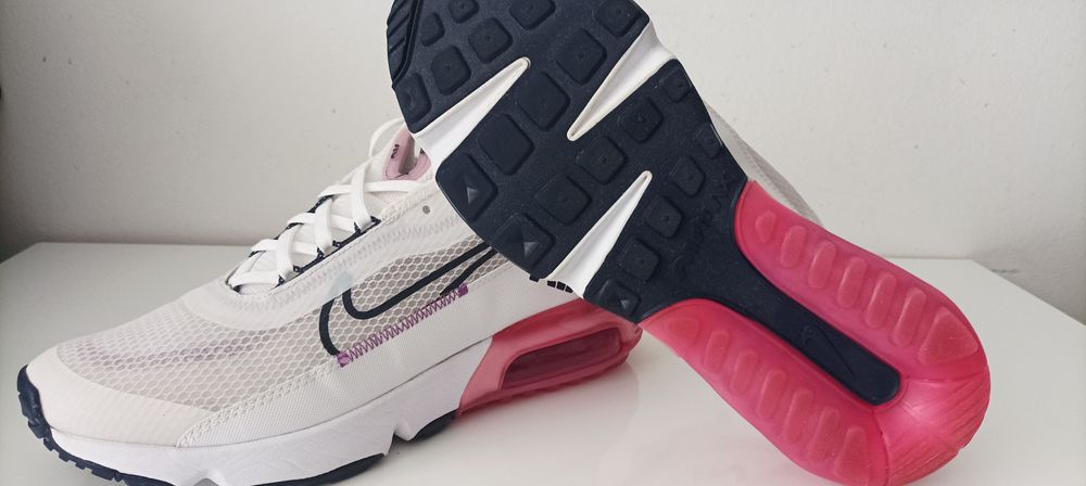 Дамски маратонки Nike air max 2090
