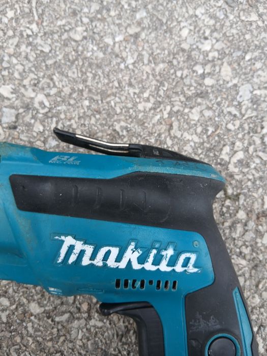 Безчетков винтоверт за гипсокартон Makita 18волта