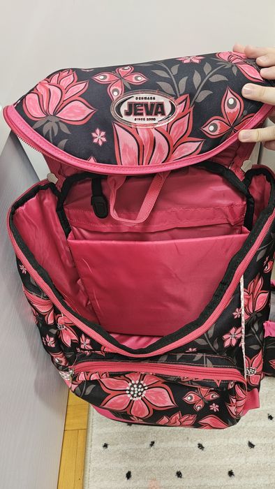 Ортопедична раница Jeva за училище