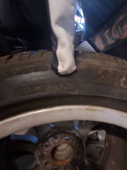Set 4 Roti BMW Anvelope Bridgestone  de Iarna